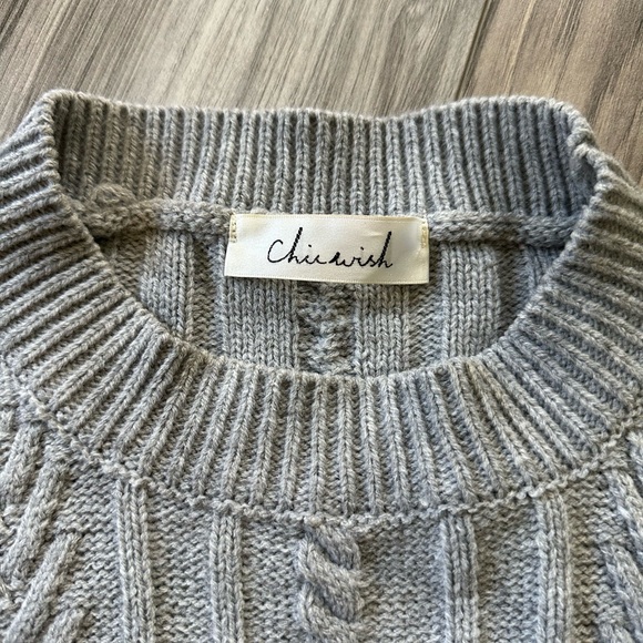 Chicwish Womens Cable Knit Sweater Dramatic Knit Ruffle Sleeves Gray Size M - Picture 6 of 9